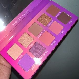 Violet voss eyeshadow palette